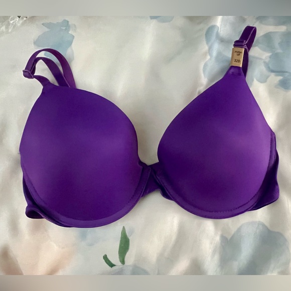 Vs pink  wear every wear push up 32d - Picture 1 of 3